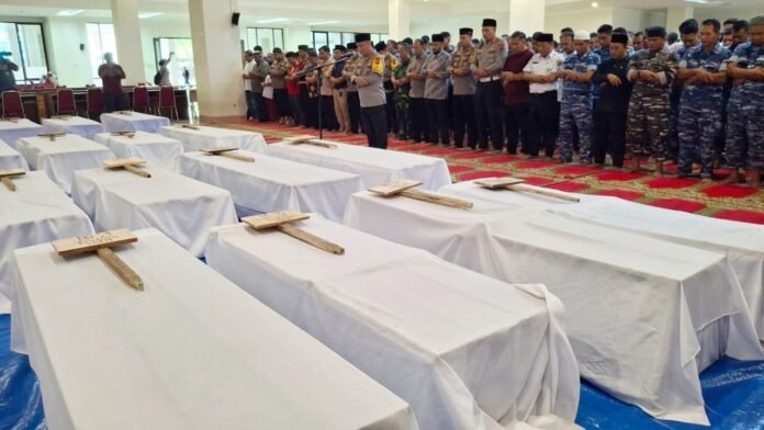 Pemakaman Massal Korban Banjir Bandang Sumbar, 24 Jenazah Dimakamkan Bersama