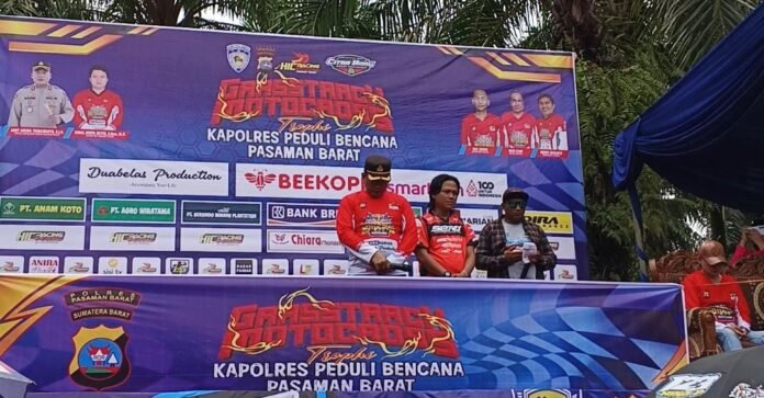 Kapolres Pasaman Barat Terharu Pimpin Doa di Podium Motocross